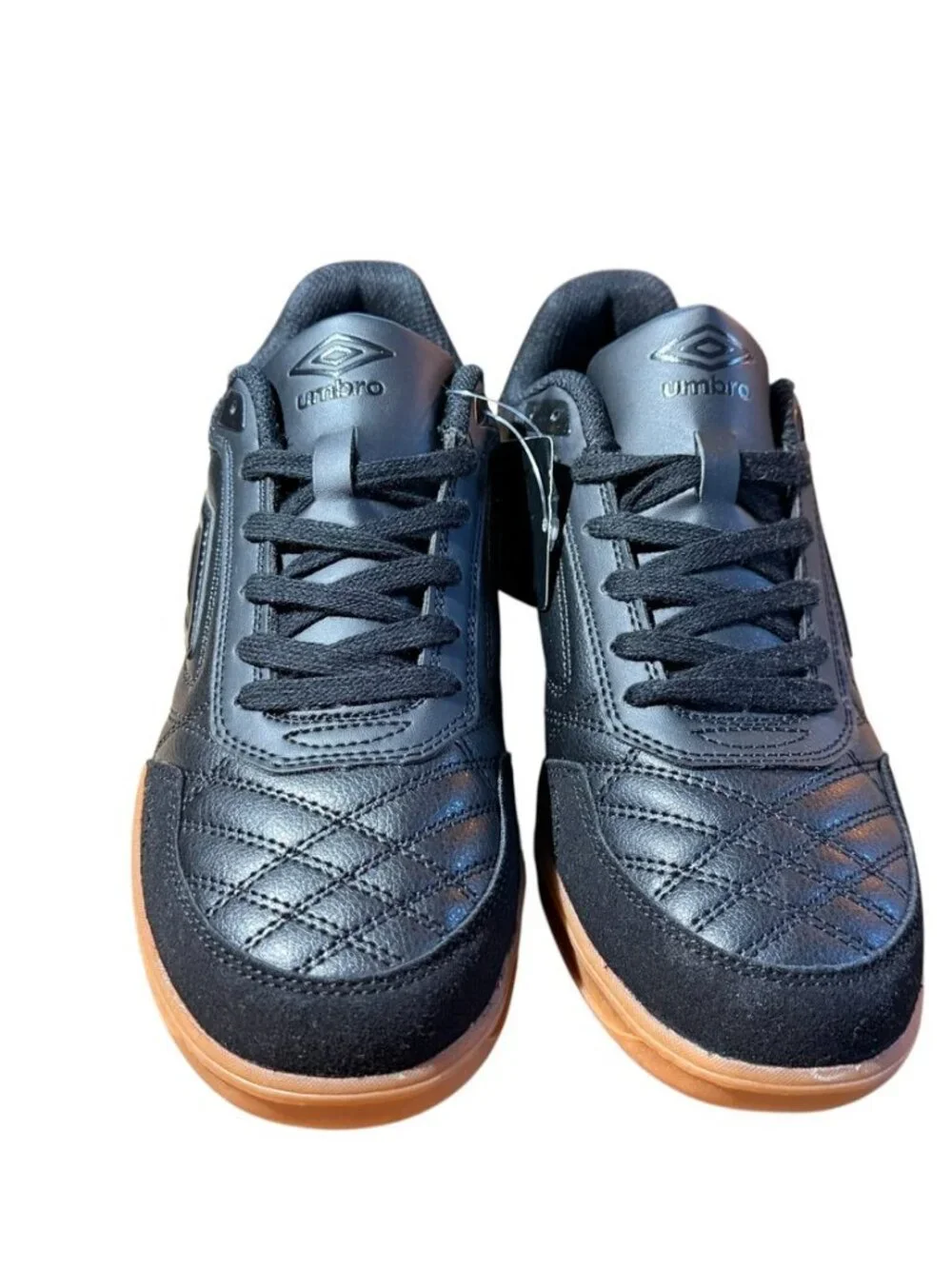 New Without Box Umbro Men's 8.5 Black Leather Gum Sole